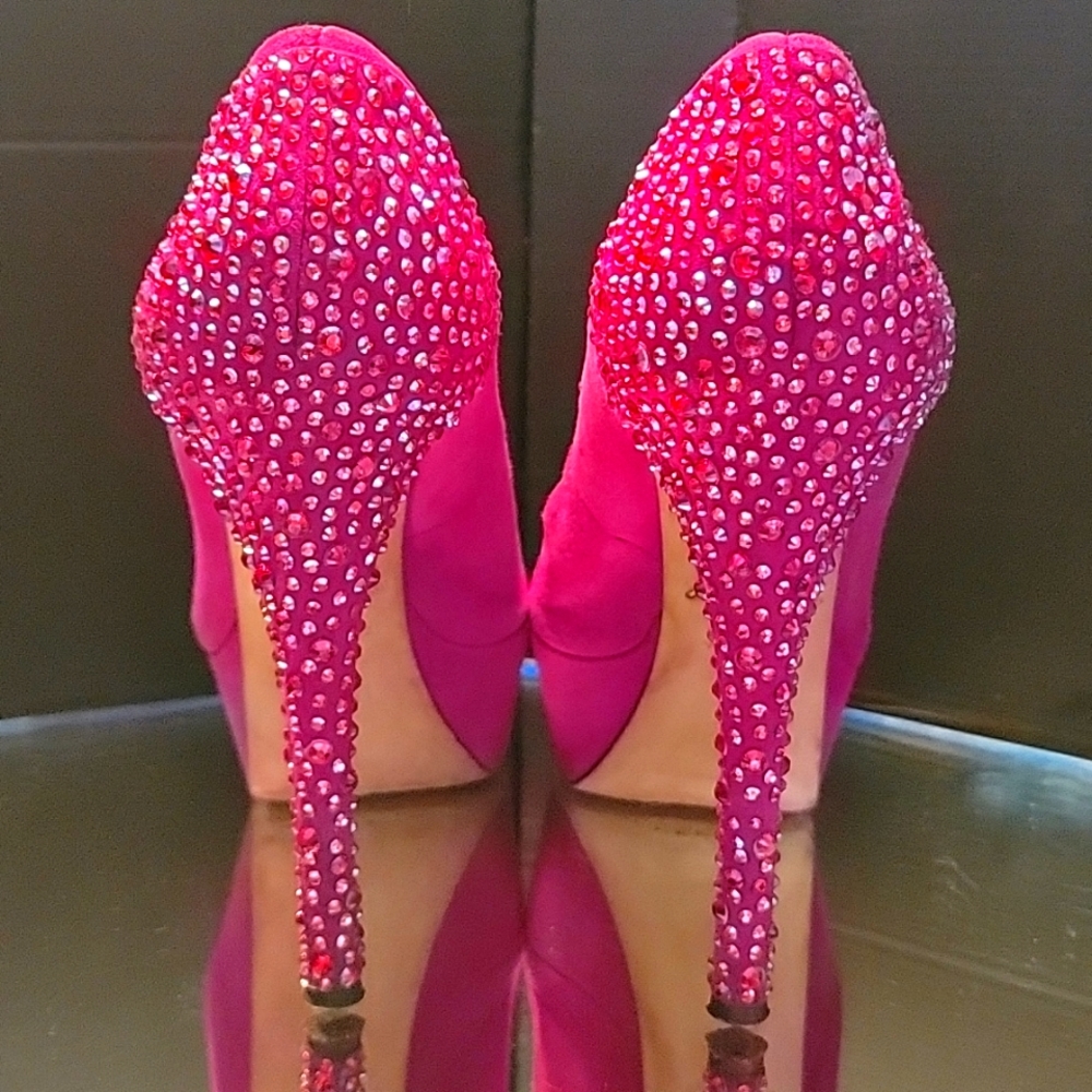 Brian Atwood Fushia Suide Rinestones On Heel Sz7.5 4in Heels With A 2in Platform View 4